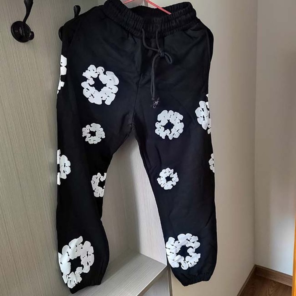 Denim Tears Wreath Foam Print Black Sweatpants